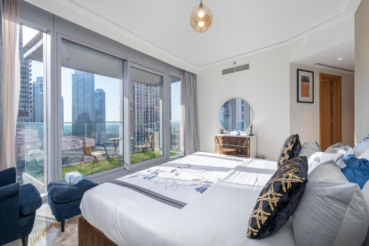 Trinity Holiday Homes - Opera Grand Downtown Dubai Exterior foto